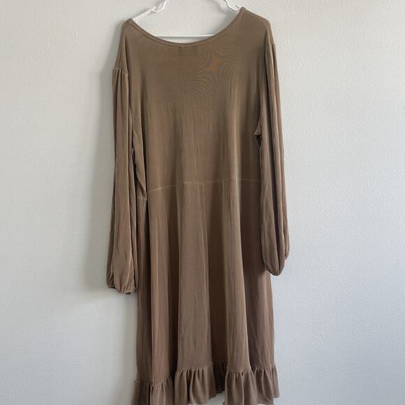 Slinky Brand Dress Women 2X Beige Liquid Knit Casual Flutter Hem Lagen Stretch - Picture 6 of 7